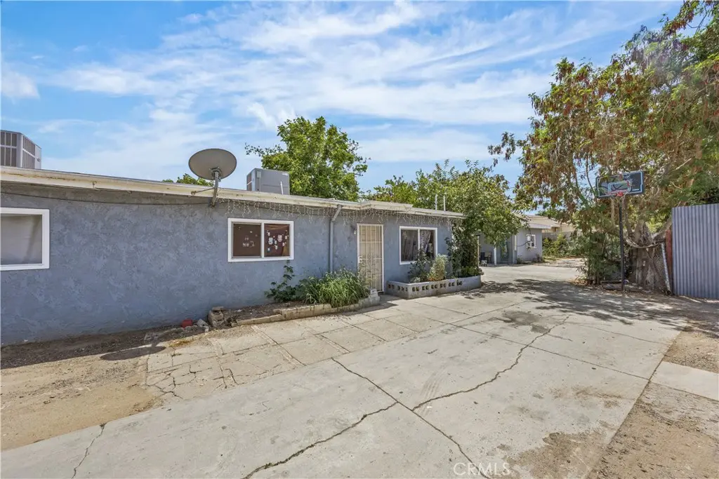 Duplex for sale at 4120 S Neece, Corona, CA