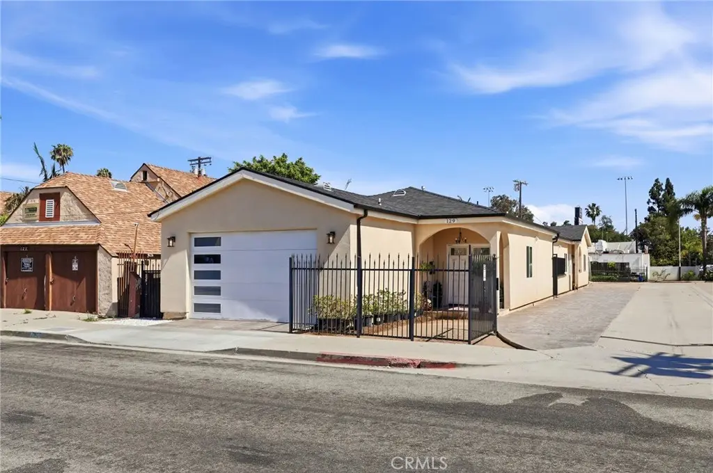 127 E N Street, Wilmington, CA — listing photo 1