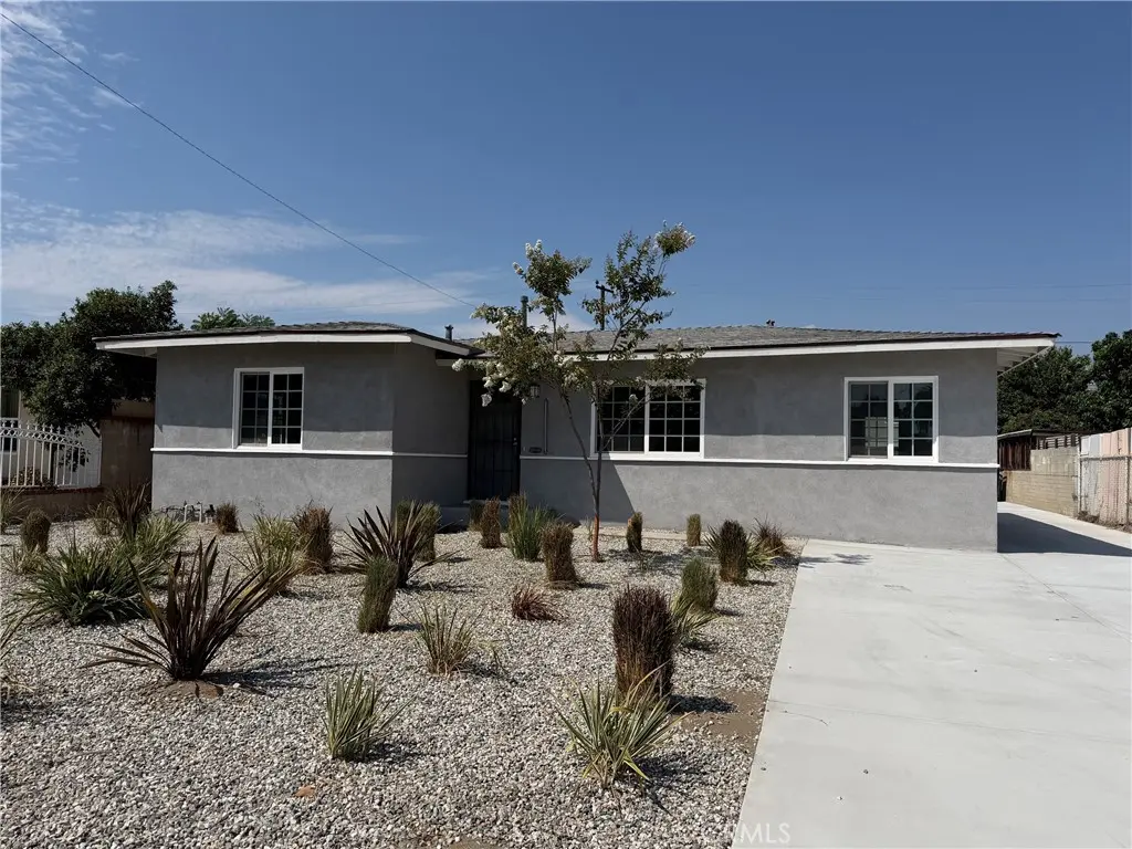 Duplex for rent at 11583 Embree, El Monte, CA featuring 3 beds and 2 baths
