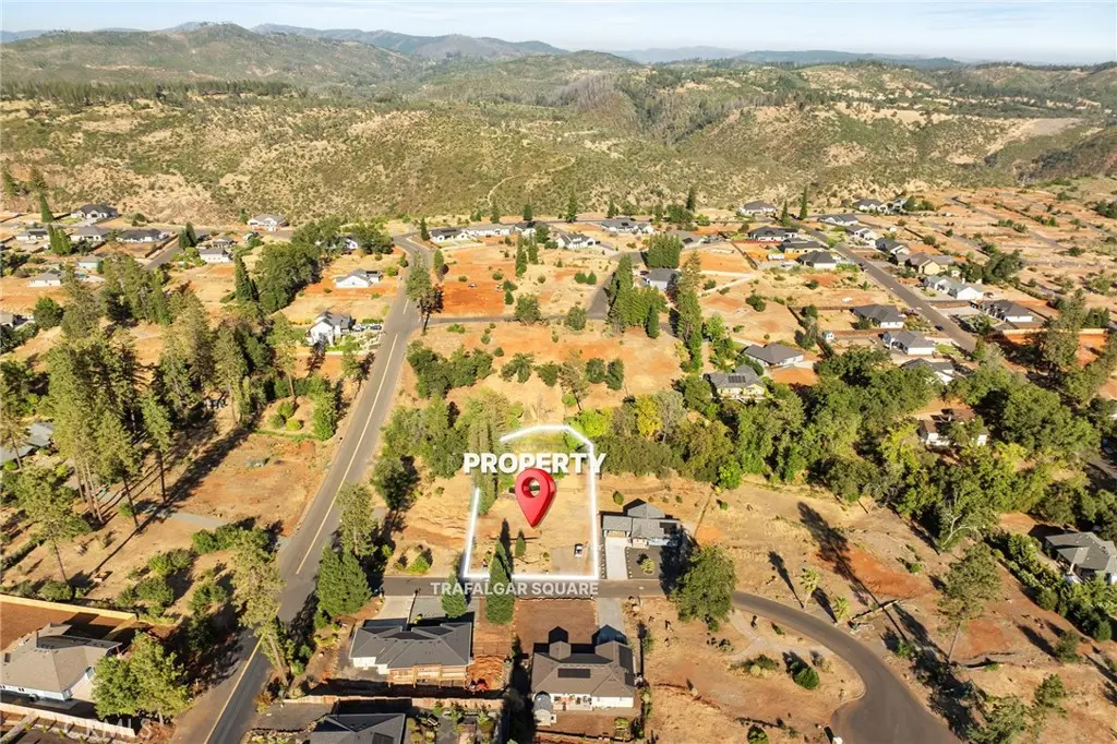 5240 Trafalagar Square, Paradise, CA — listing photo 1