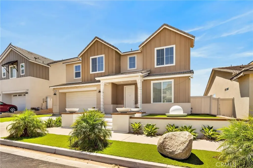 18148 Hedgerow, Canyon Country, CA — listing photo 1