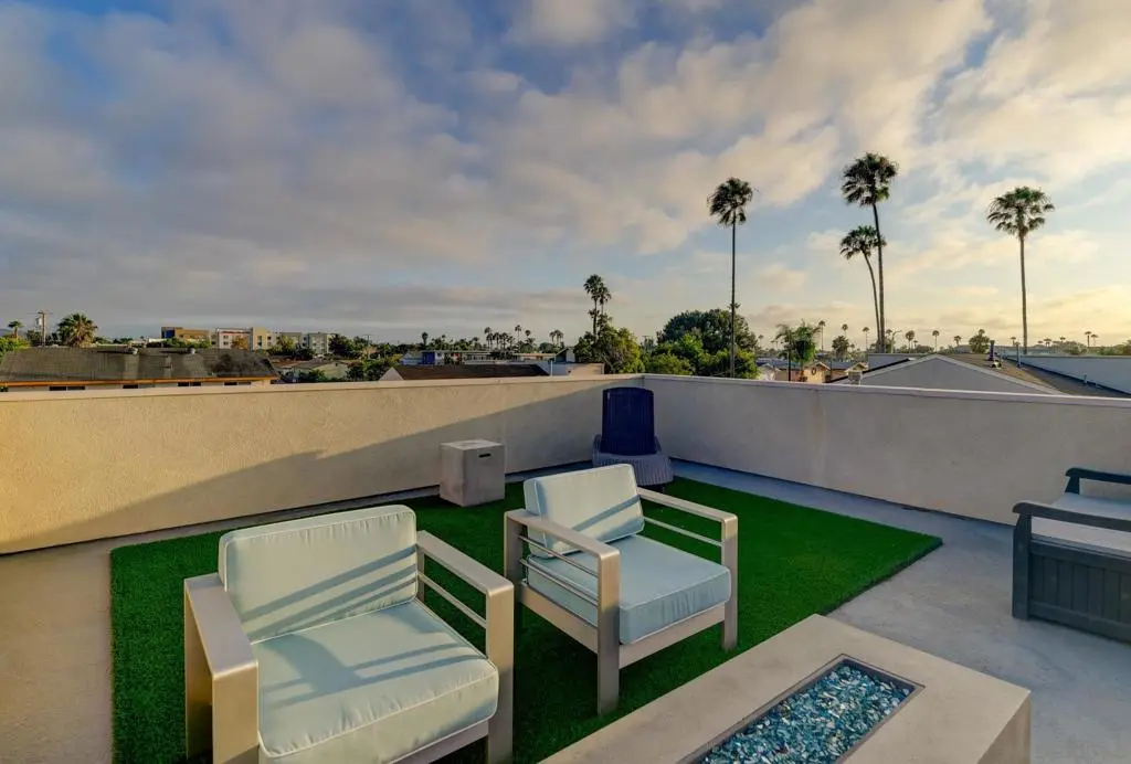 571 Delaware, Imperial Beach, CA — listing photo 1