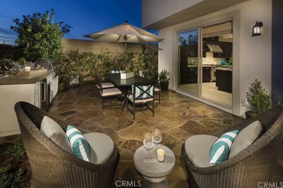 Condominium for rent at 142 Lost, Irvine, CA featuring 4 beds and 4 baths