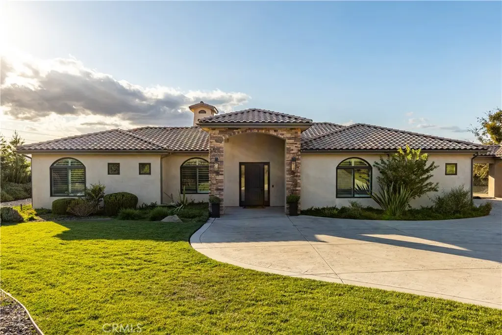1110 Burnt Rock Way, Templeton, CA — listing photo 1