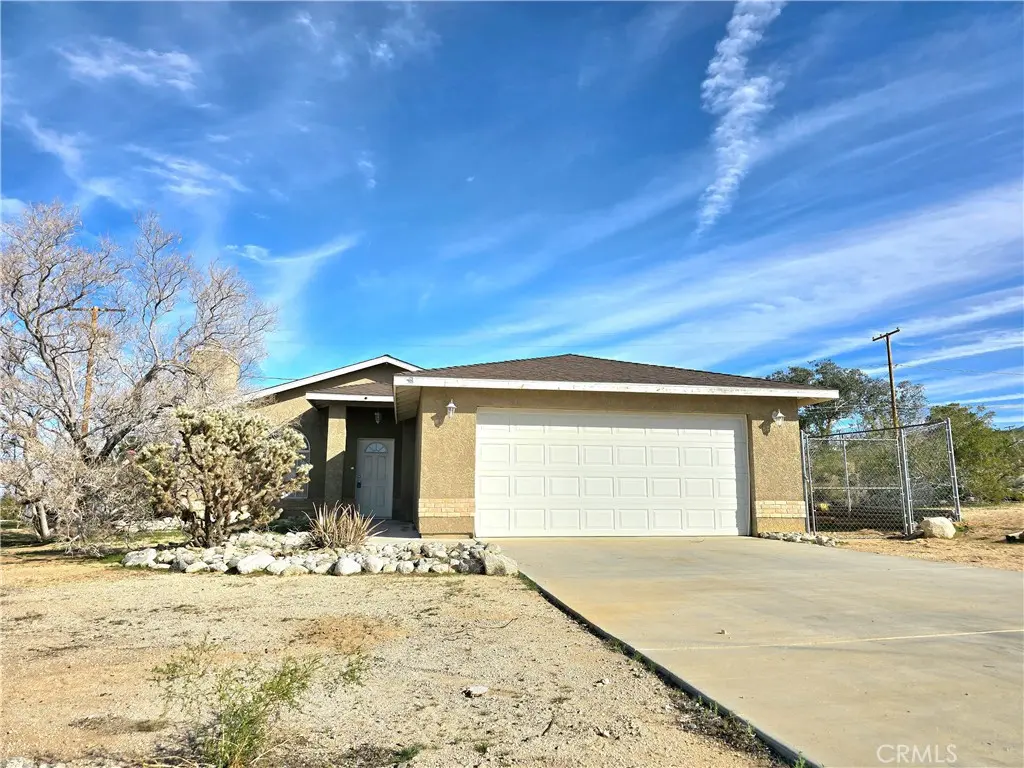 6543 Ivanpah, 29 Palms, CA — listing photo 1