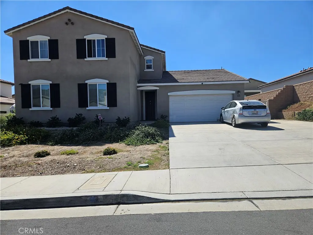 Duplex for rent at 3681 W Uva, San Bernardino, CA featuring 1 bed and 1 bath