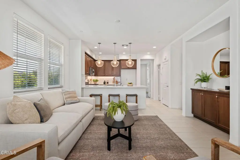 5075 Manzano Street, Camarillo, CA — listing photo 1