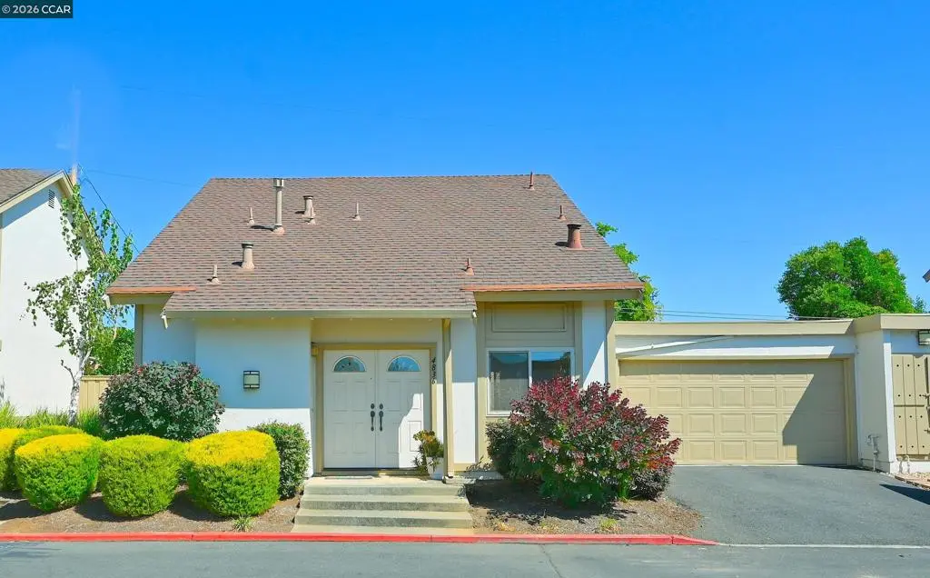 Townhouse for sale at 4836 Boxer Blvd, Concord, CA featuring 3 beds and 3 baths