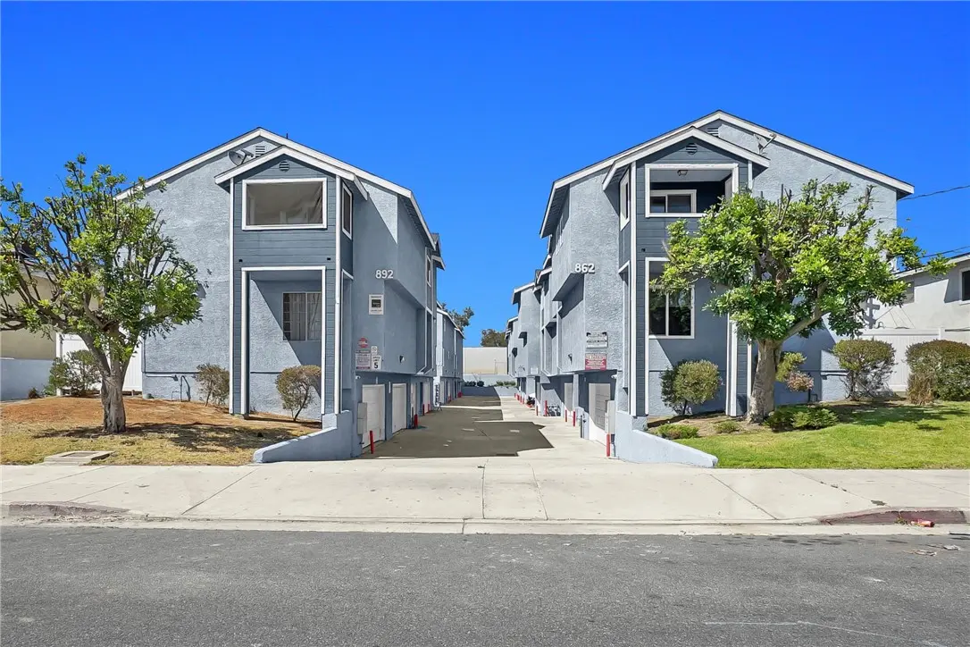 Residential Lease for rent at 862 W Mines Avenue, Montebello, Los Angeles County, CA featuring 3 beds and 2 baths