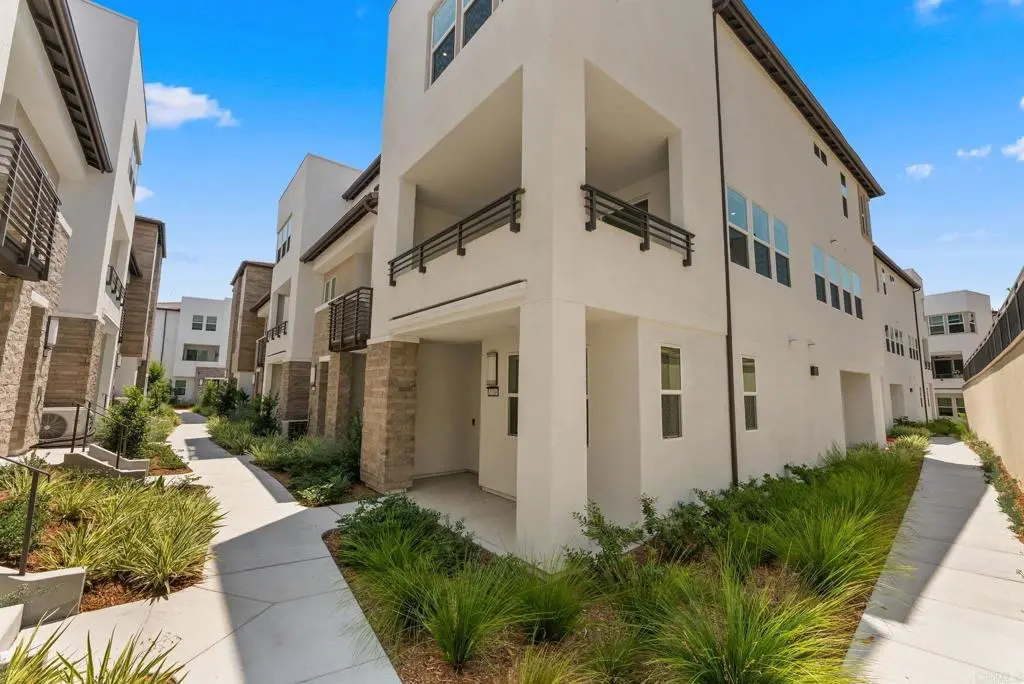 Townhouse for sale at 2720 Everly Drive, San Diego, CA featuring 4 beds and 4 baths