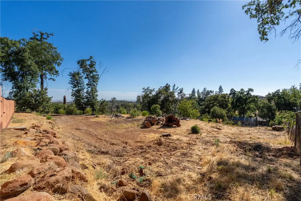 1569 La Grande Vue, Paradise, CA — listing photo 1
