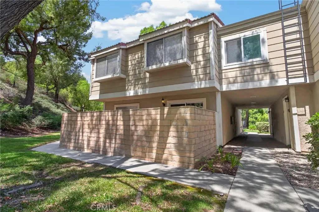 28164 Sloan Canyon A, Castaic, CA — listing photo 1