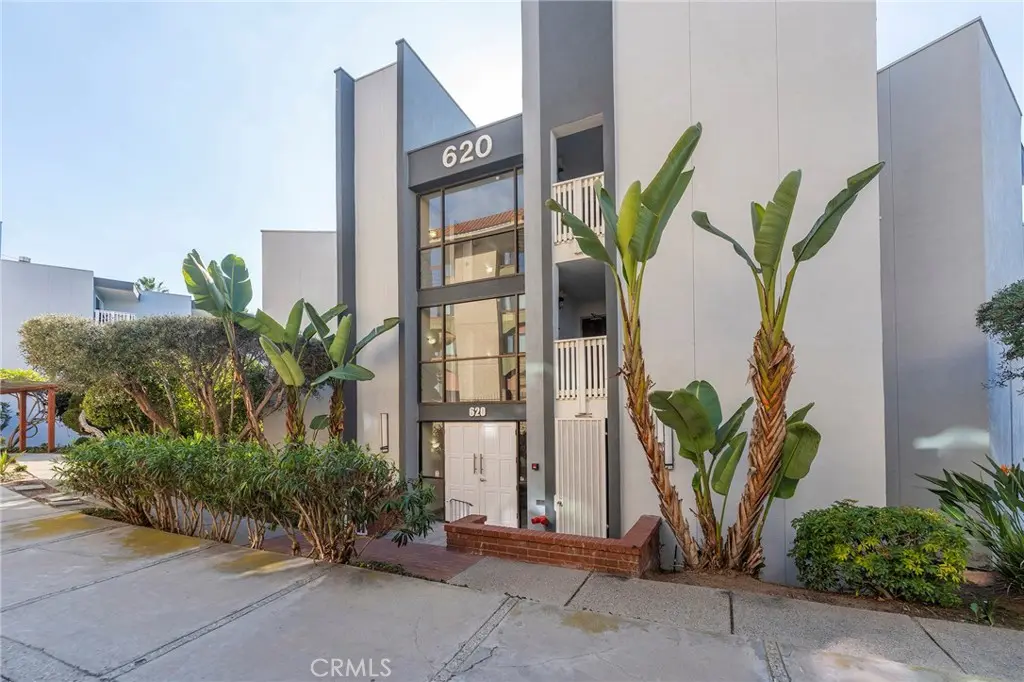 Condominium for rent at 630 The Village 107, Redondo Beach, CA featuring 1 bed and 1 bath