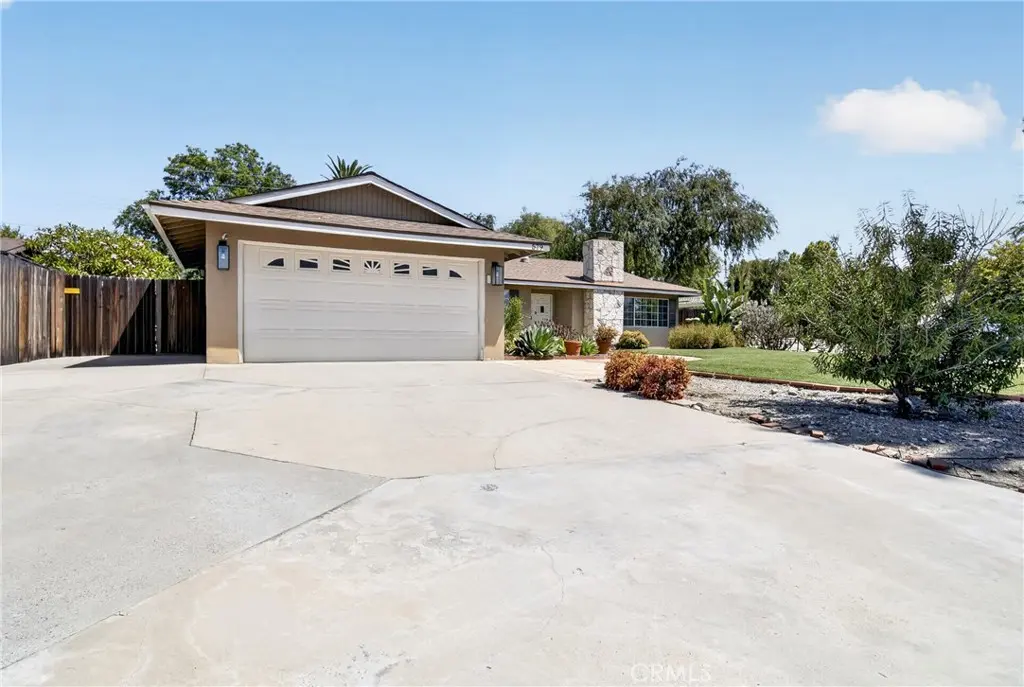 579 Aurora, Claremont, CA — listing photo 1