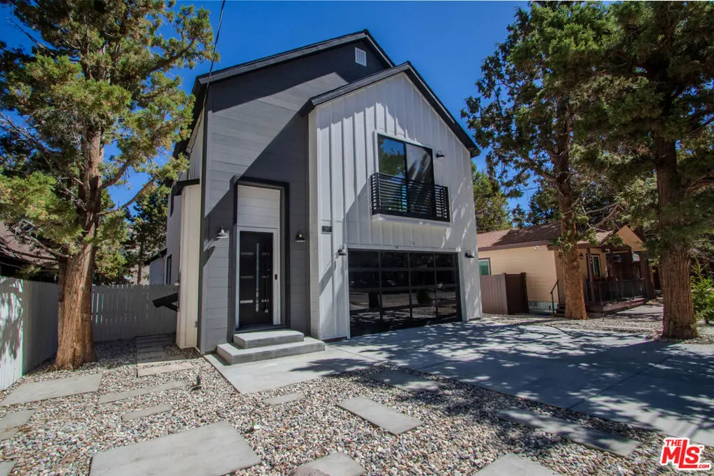 305 E Angeles Boulevard, Big Bear City, CA — listing photo 1