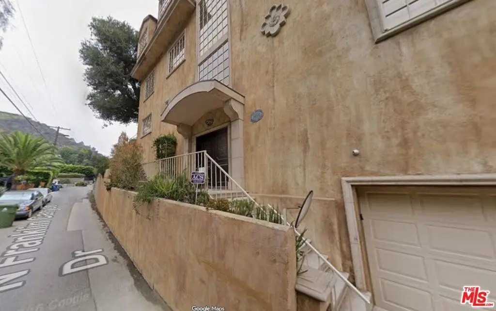 Condominium for rent at 1808 Franklin Canyon Drive, Los Angeles, CA featuring 4 beds and 3 baths
