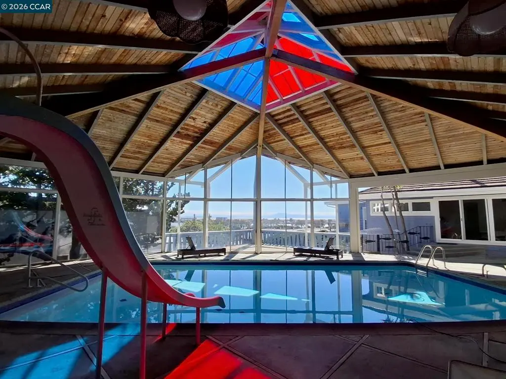 Single Family Residence for sale at 425 Hichborn St, Vallejo, CA featuring 3 beds and 2 baths
