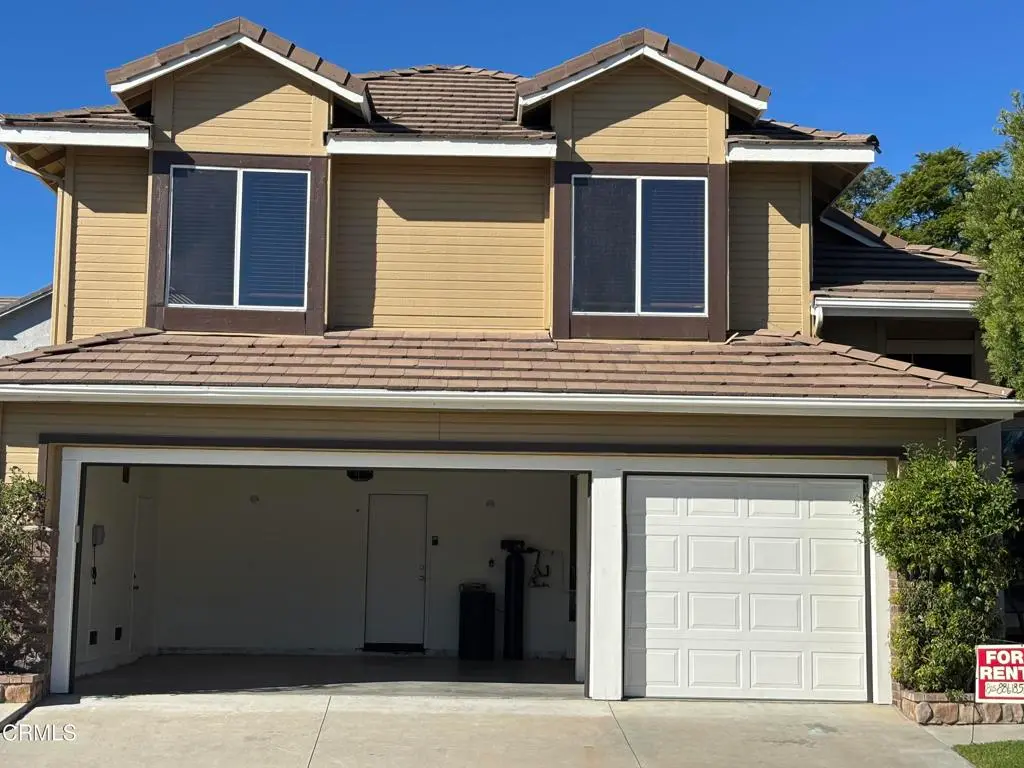 Residential Lease for rent at 10463 Graham Court, Ventura, Ventura County, CA featuring 4 beds and 3 baths