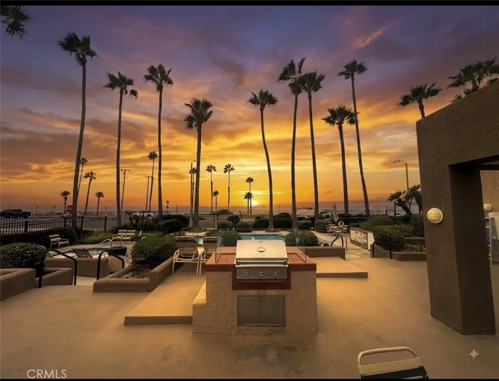 1200 Pacific Coast, Huntington Beach, CA — listing photo 1