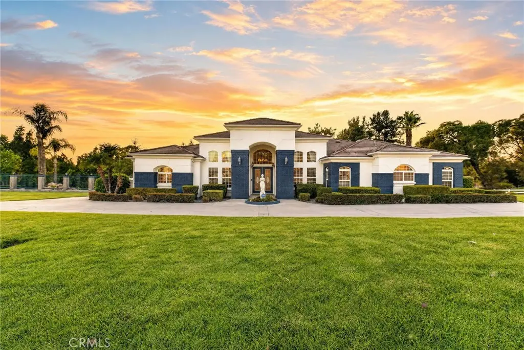 Single Family Residence for sale at 29930 Via Norte, Temecula, CA featuring 4 beds and 4 baths