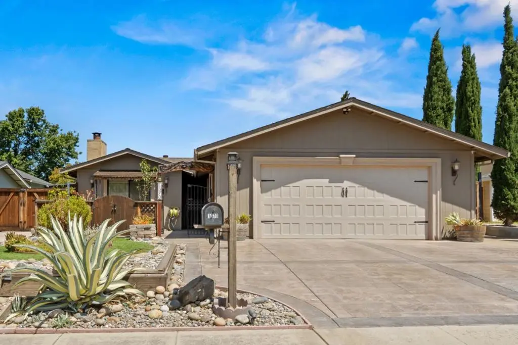 Single Family Residence for sale at 1370 Matador Drive, Hollister, CA featuring 3 beds and 2 baths