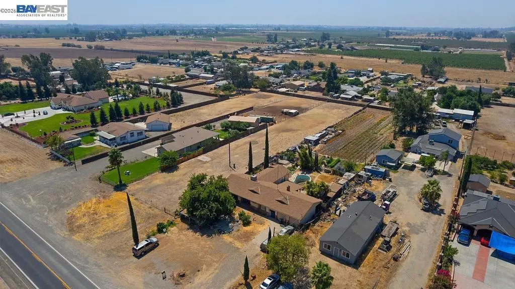 4195 North Highway 59, Merced, CA — listing photo 1