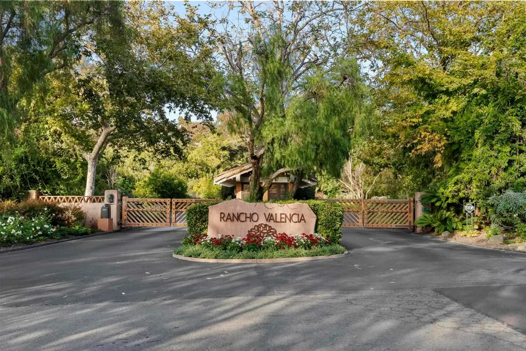 6015 Paseo Valencia, Rancho Santa Fe, CA — listing photo 1