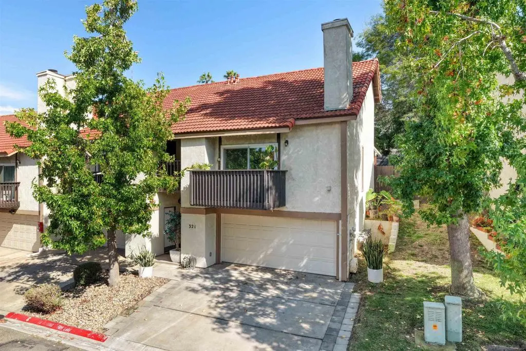 321 Windy Ln, Vista, CA — listing photo 1