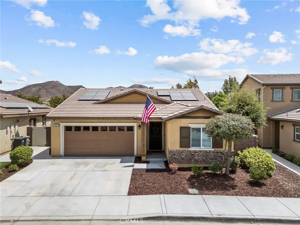 Single Family Residence for sale at 29314 Linden, Lake Elsinore, CA featuring 3 beds and 2 baths