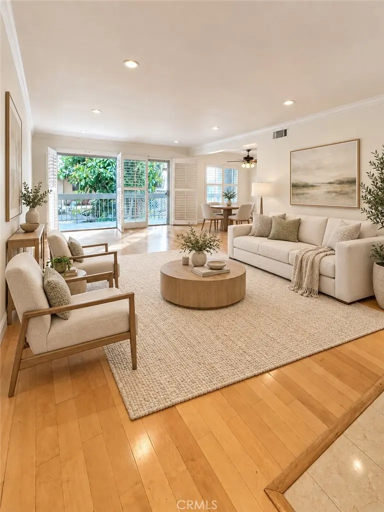 4536 Colbath Avenue 102, Sherman Oaks, CA — listing photo 1