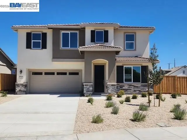 Single Family Residence for sale at 300 Colfax Ln, Oakley, CA featuring 4 beds and 3 baths