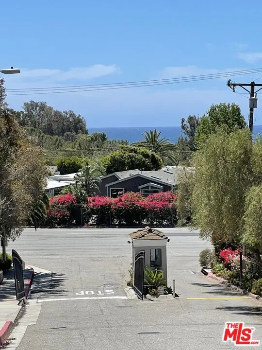 Residential Lease for rent at 28248 Rey De Copas Lane #23, Malibu, Los Angeles County, CA featuring 4 beds and 3 baths