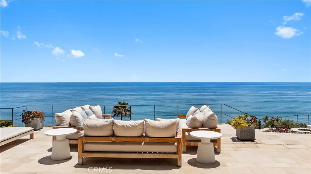 33360 Pacific Coast Highway, Malibu, CA — listing photo 1