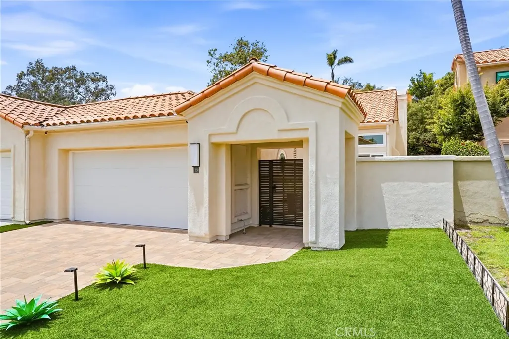 Single Family Residence for sale at 15 Mercato, Laguna Niguel, CA featuring 2 beds and 2 baths