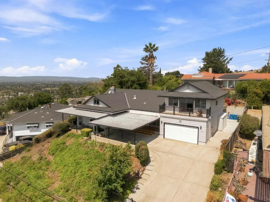 Single Family Residence for sale at 16125 Yona Vista Avenue, San Jose, CA featuring 5 beds and 5 baths