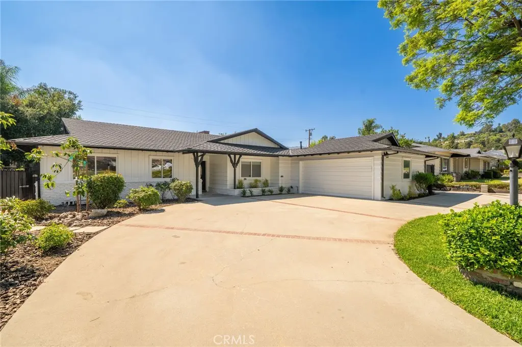 205 N Hacienda Avenue, Glendora, CA — listing photo 1