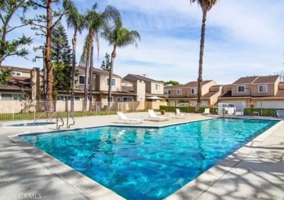 19928 Chase Street 23, Winnetka, CA — listing photo 1