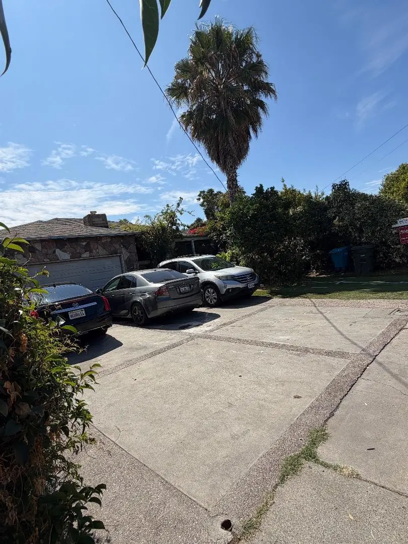 Single Family Residence for sale at 116 Abelia Way, East Palo Alto, CA featuring 3 beds and 1 bath