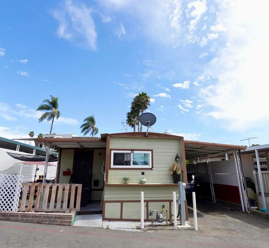 200 Olive Avenue 27, Vista, CA — listing photo 1