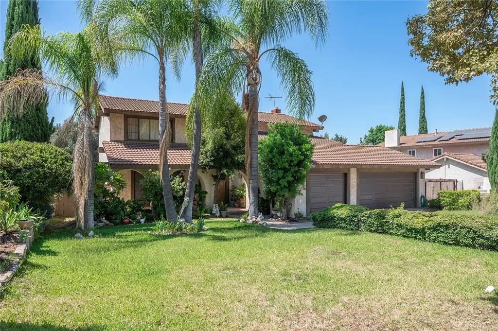 2796 Base Line, La Verne, CA — listing photo 1
