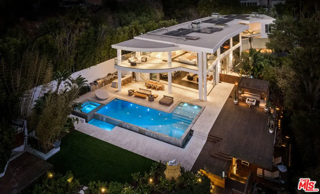 Single Family Residence for sale at 1609 Magnetic Terrace, Los Angeles, CA featuring 6 beds and 8 baths