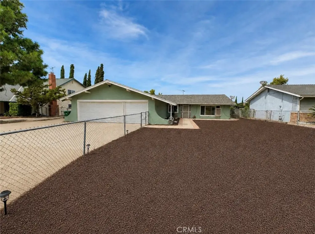 Single Family Residence for sale at 2799 Mustang Lane, Norco, CA featuring 4 beds and 2 baths
