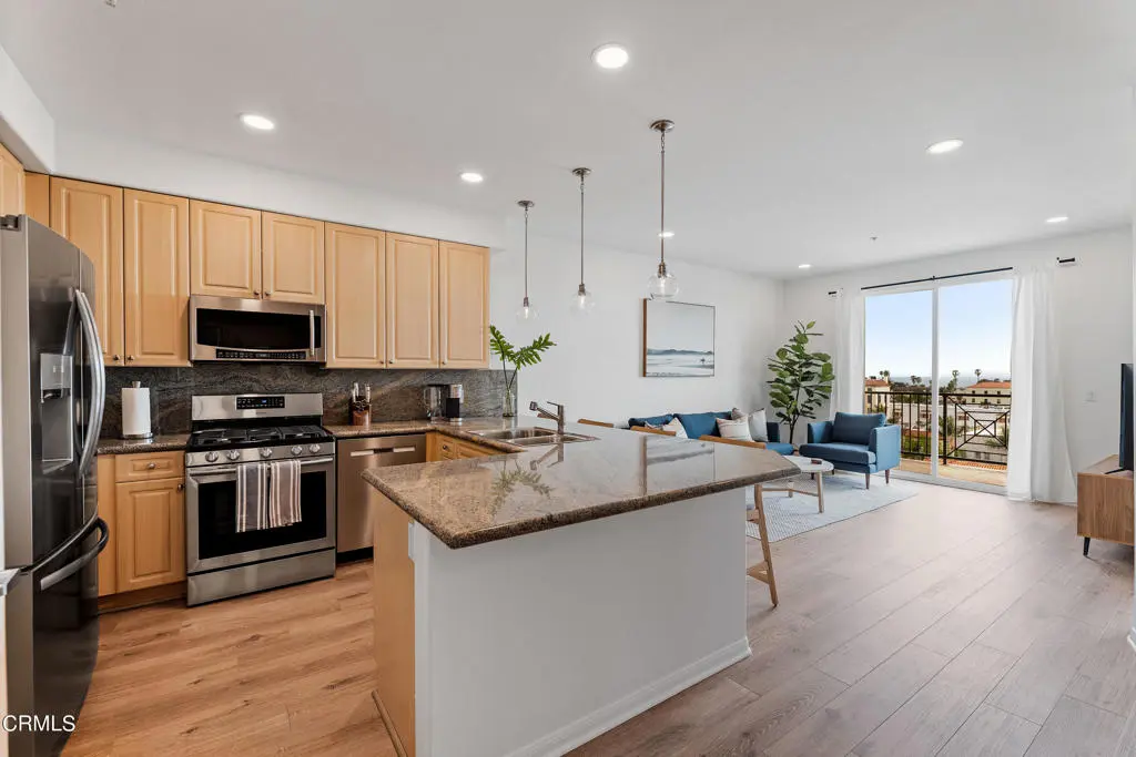 436 Poli Street 402, Ventura, CA — listing photo 1