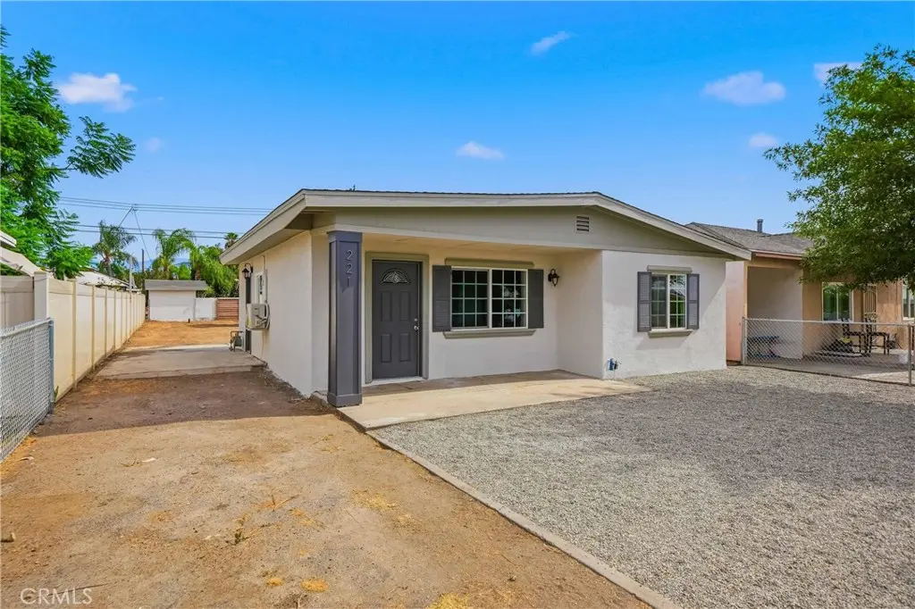 221 Pleasant View, Colton, CA — listing photo 1