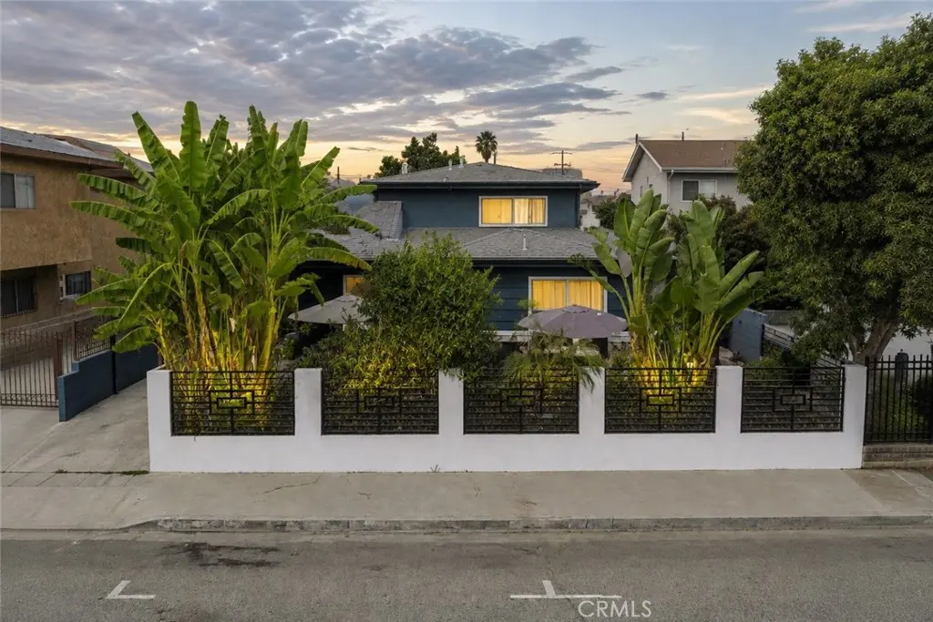 11617 Acacia, Hawthorne, CA — listing photo 1