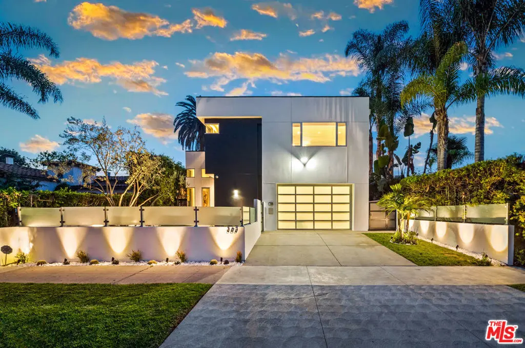Single Family Residence for rent at 363 N SWEETZER Avenue, Los Angeles, CA featuring 5 beds and 6 baths