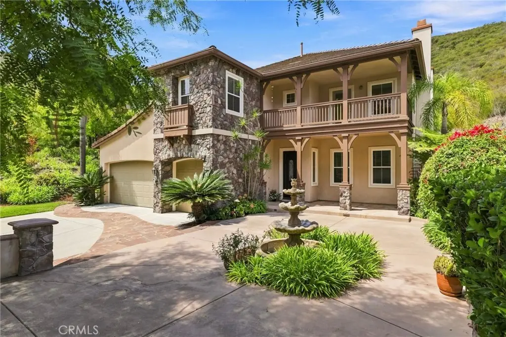 Single Family Residence for sale at 1014 Skyline Place, San Marcos, CA featuring 5 beds and 5 baths
