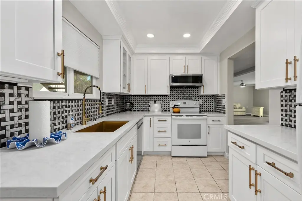 Condominium for rent at 3242 San Amadeo 2A, Laguna Woods, CA featuring 3 beds and 2 baths