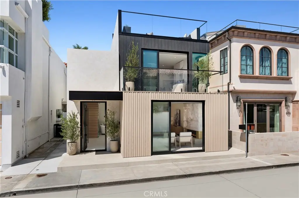 503 J, Newport Beach, CA — listing photo 1