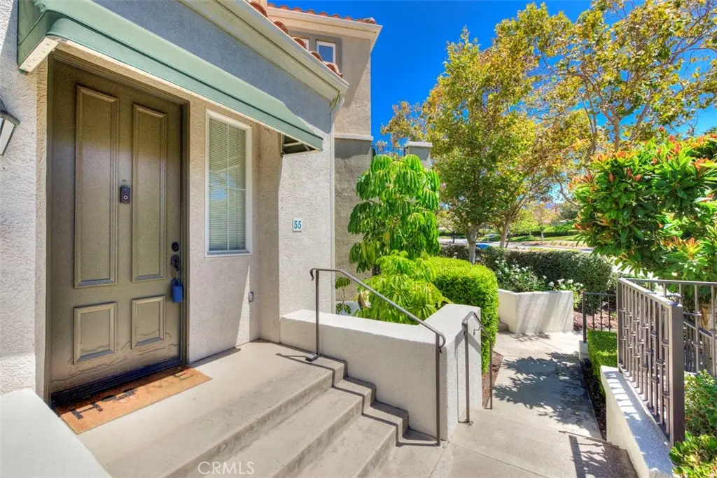 Condominium for sale at 55 Via Cordoba, Rancho Santa Margarita, CA featuring 2 beds and 2 baths